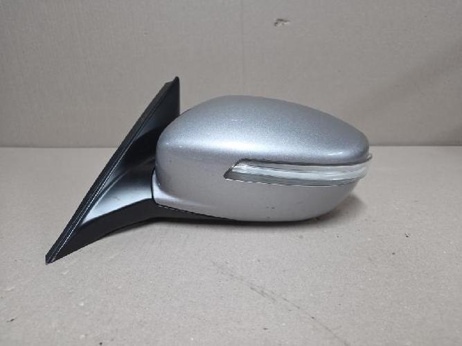 Зеркало боковое левое Hyundai Genesis (2011)
