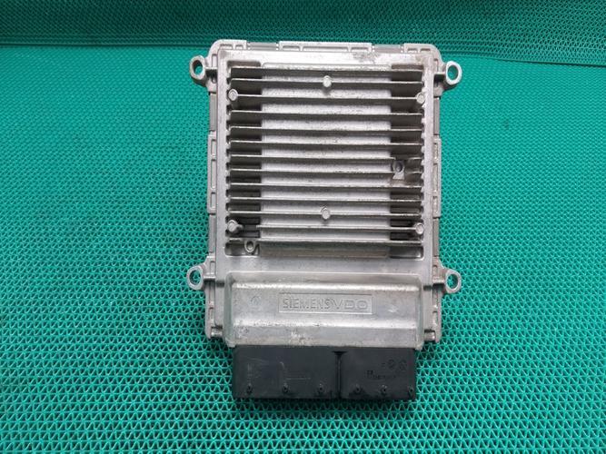 Блок управления двигателем (ECU) Dodge Caliber (2007)
