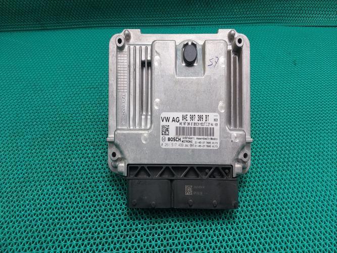 Блок управления двигателем (ECU) Volkswagen Jetta (2021)