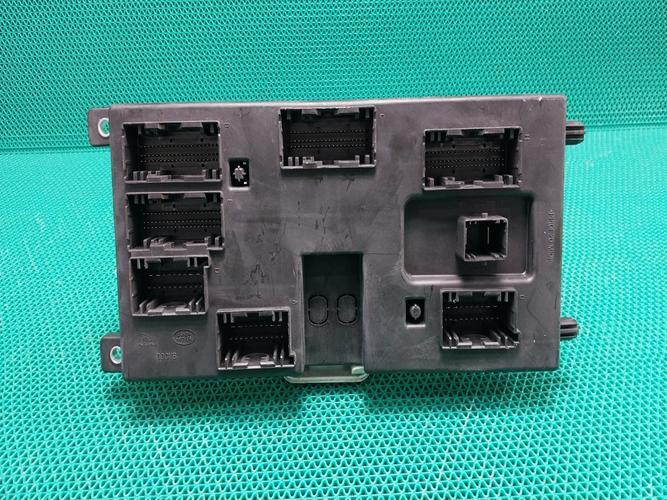 Body Control Module (BCM) Jaguar XF (2017)