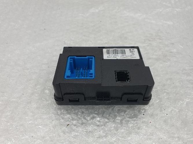 Body Control Module (BCM) Peugeot 3008 (2018)