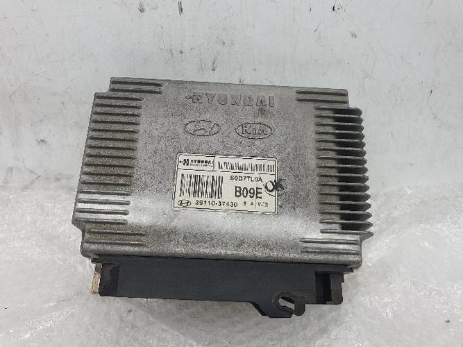 Engine Control Unit (ECU) Hyundai Santa Fe (2000)