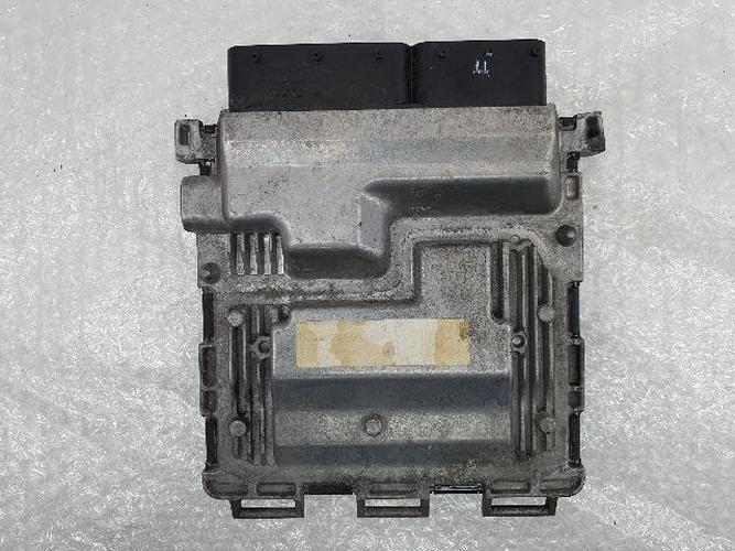 Engine Control Unit (ECU) Mercedes-Benz E-Class (2012)