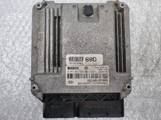 Блок управления двигателем (ECU) Kia Carnival (2011)