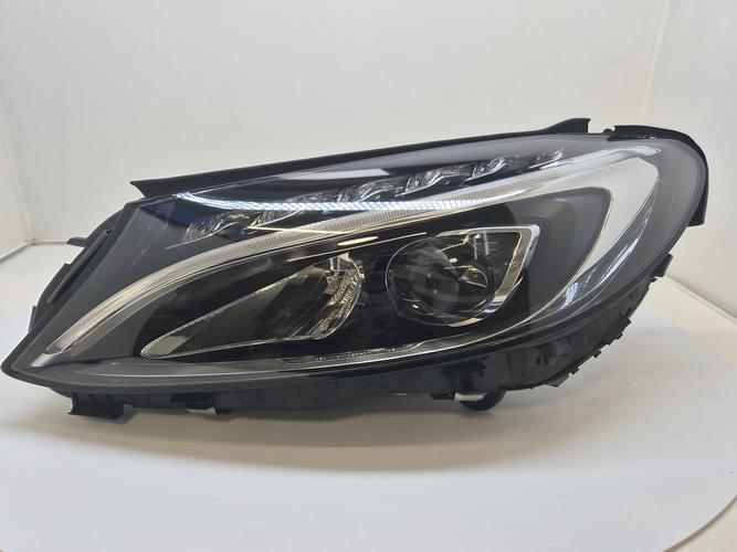 Headlight Left (LH) Mercedes-Benz C-Class (2017)