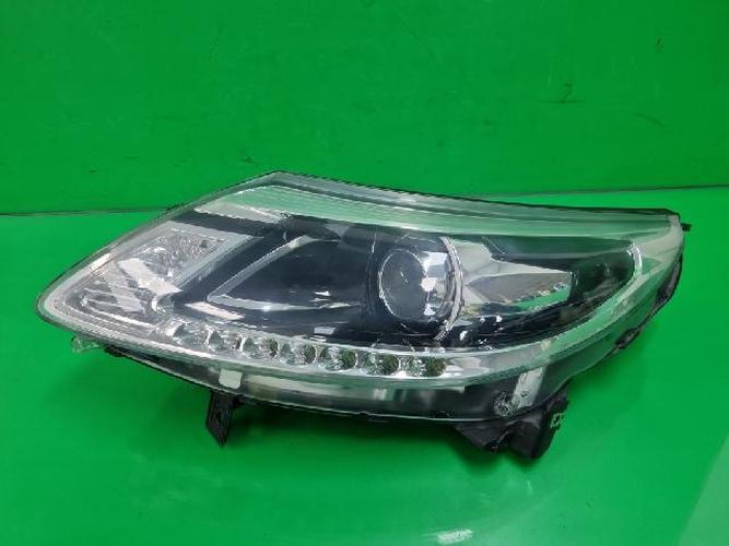 Headlight Left (LH) Renault SM5 (2013–2016)