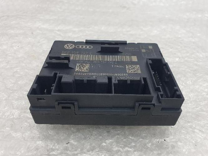 Electronic Module Audi A4 (2009)