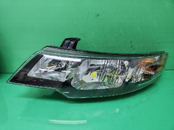 Headlight Left (LH) Kia Forte (2011)
