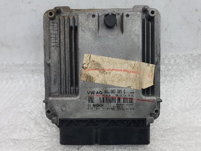 Блок управления двигателем (ECU) Volkswagen Jetta (2015)
