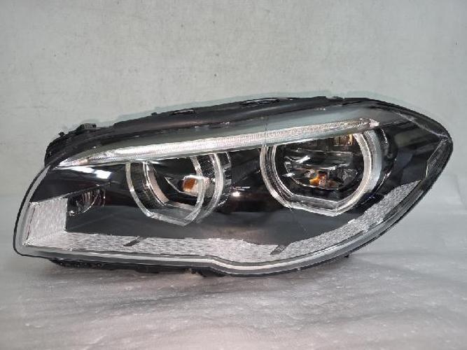 Headlight Left (LH) BMW 5 Series (2016)