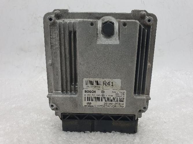 Блок управления двигателем (ECU) Hyundai Santa Fe (2013)
