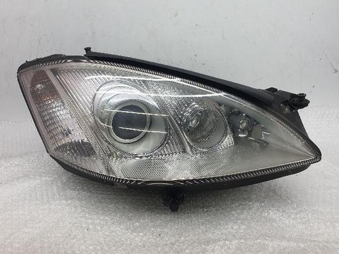 Headlight Right (RH) Mercedes-Benz S-Class (2006)