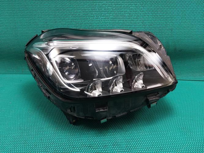 Headlight Right (RH) Mercedes-Benz CLS-Class (2015)