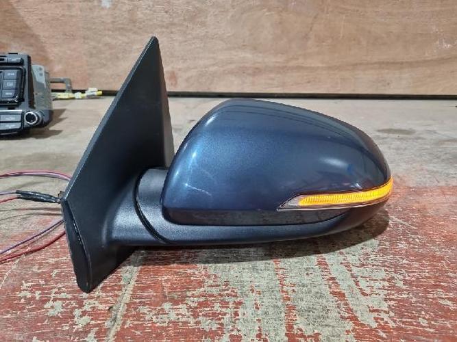 Side Mirror Left (LH) Kia Stonic (2018)