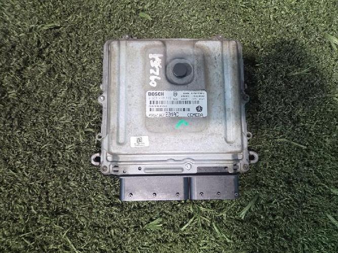 Блок управления двигателем (ECU) Jeep Grand Cherokee (2009)