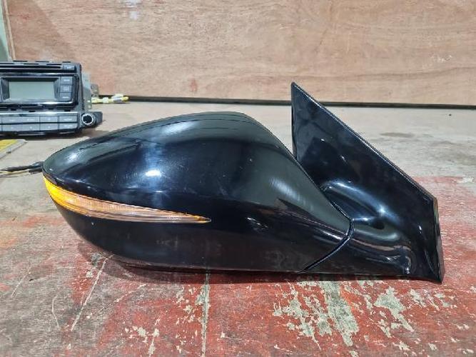 Side Mirror Right (RH) Hyundai Sonata (2013)