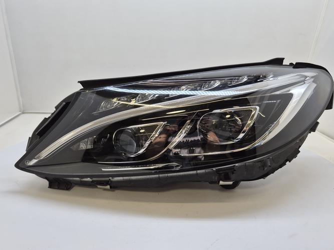Headlight Left (LH) Mercedes-Benz C-Class (2015)