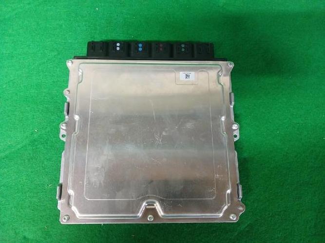 Блок управления двигателем (ECU) Porsche 911 (2023)