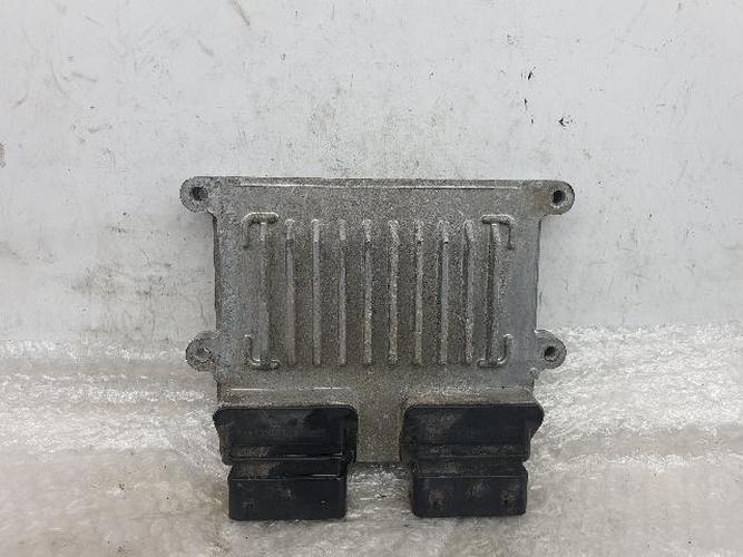 Блок управления двигателем (ECU) Hyundai Equus (2010)