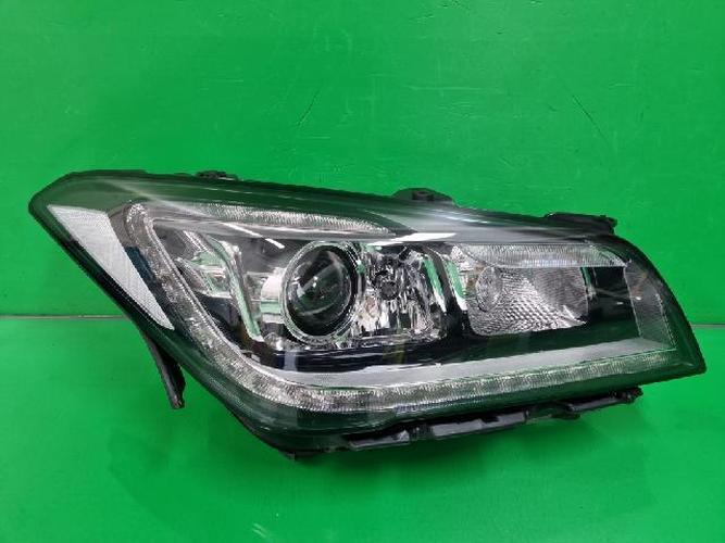 Headlight Right (RH) Genesis G80 (2019)