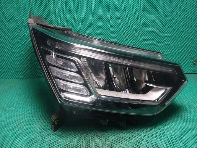 Headlight Right (RH) SsangYong Korando (2019–2020)