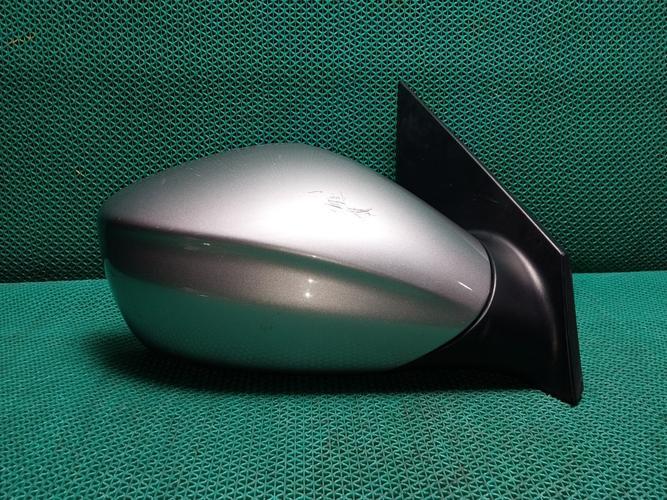 Side Mirror Right (RH) Hyundai Sonata (2012)