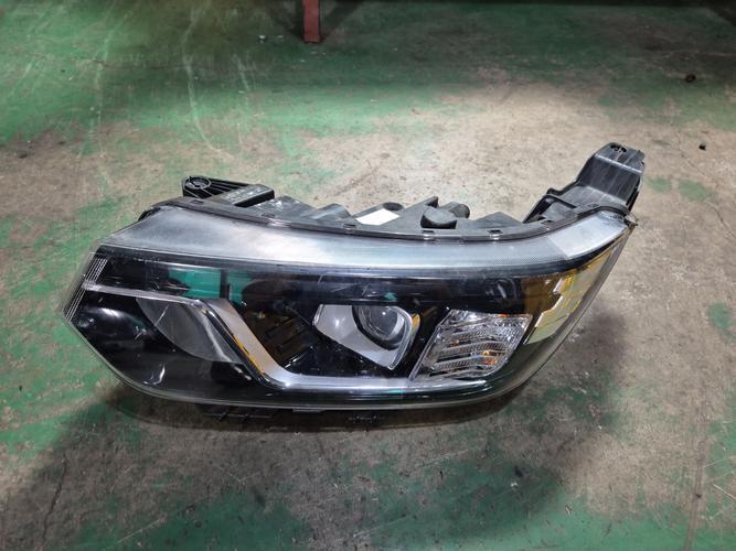 Scheinwerfer links für SsangYong Tivoli (2019)