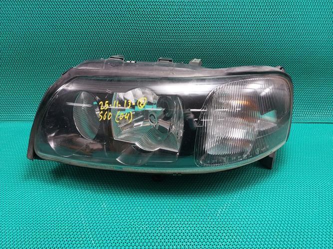 Scheinwerfer links für Volvo S60 (2004)