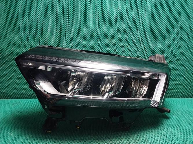 Headlight Left (LH) Renault QM6 (2021)