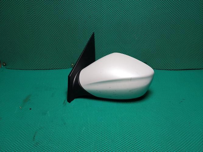 Side Mirror Left (LH) Hyundai Sonata (2012)