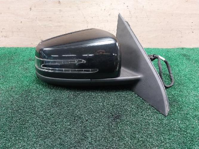 Side Mirror Right (RH) Mercedes-Benz A-Class (2014–2016)