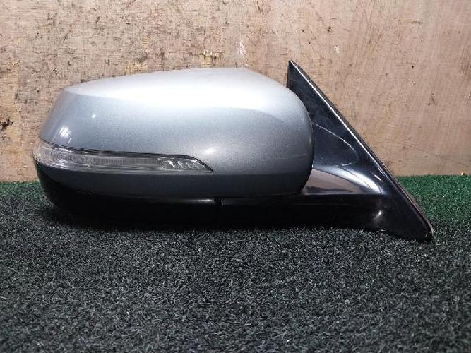 Side Mirror Right (RH) Hyundai Genesis (2015)