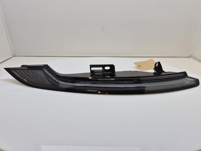 Tail Light Left (LH) Outer (fender) Porsche (2024)