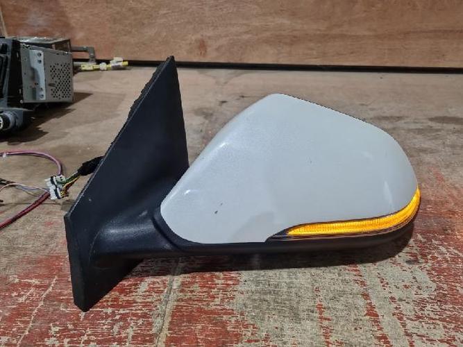 Side Mirror Left (LH) Hyundai Sonata (2016)