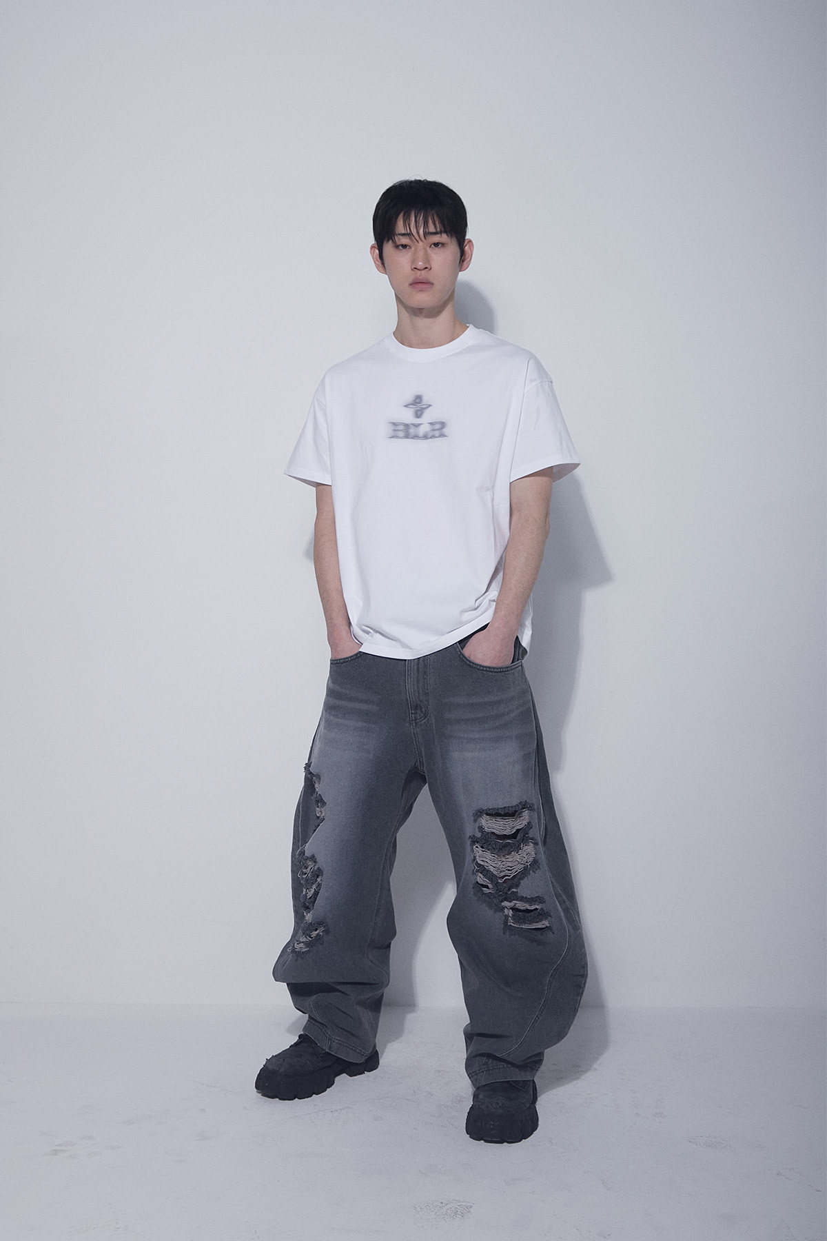 【BLR】ADJUSTABLE WAIST DESTROYED DENIM PANTS デニムパンツ BLR BLUER】Destroyed Navy Double Denim Pants | OUR BRAND,BLR