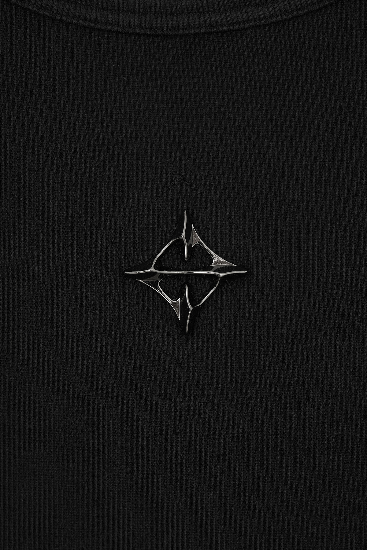 LOGO RIVET SLEEVELESS BLACK - BLR 비엘알