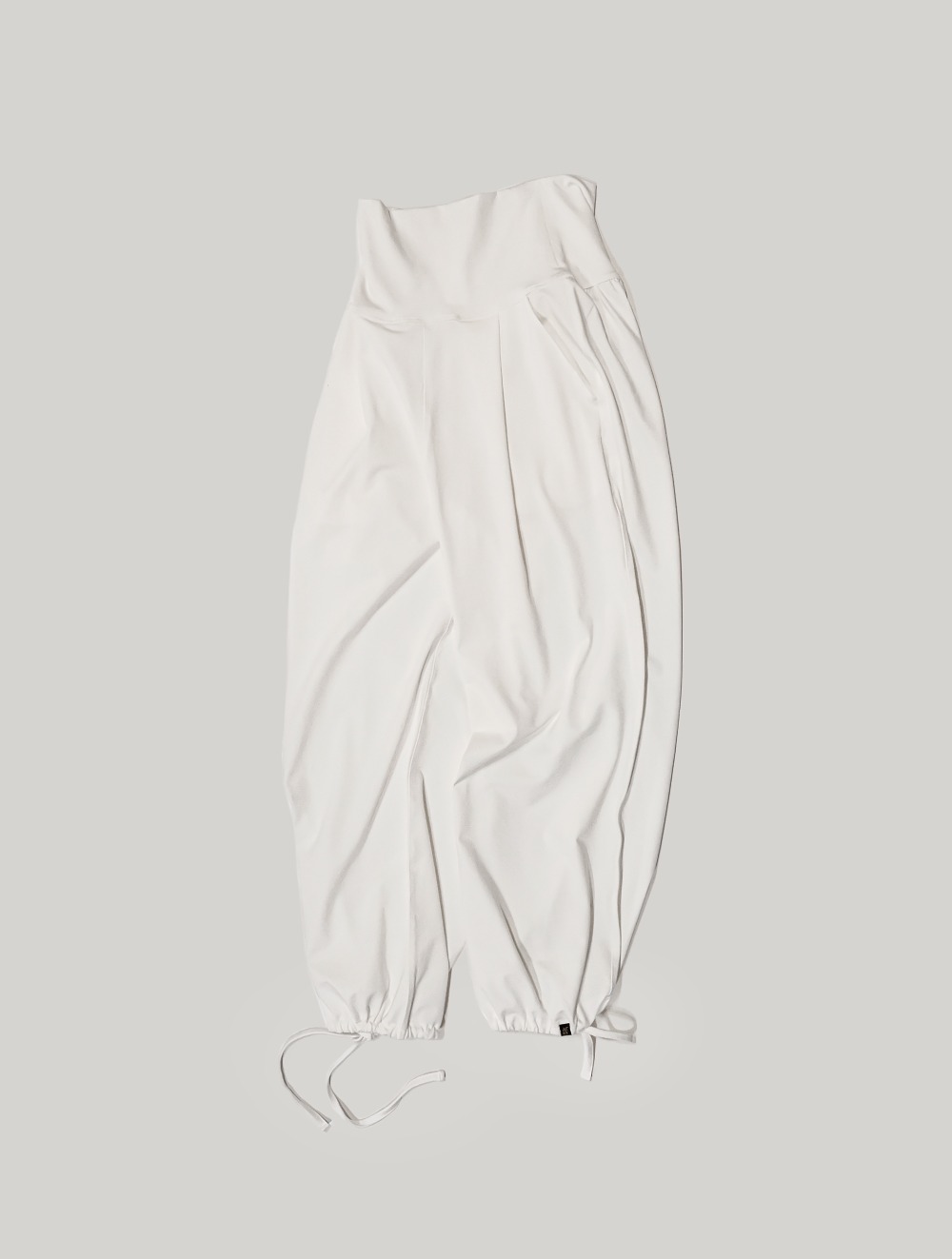 [4차] Surya string pants - warm white