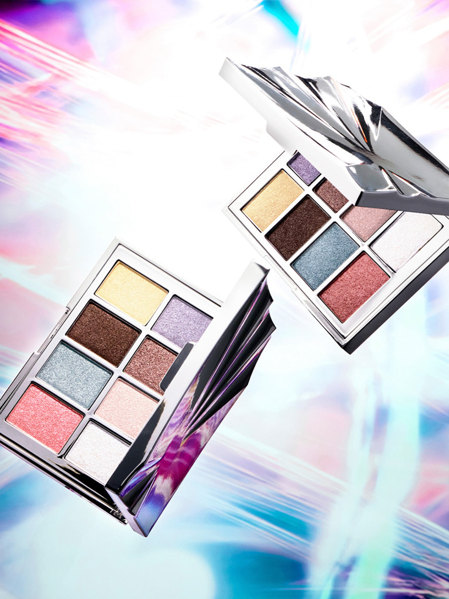 PIGMENT EYESHADOW PALETTE Cosmic Love | RISKY