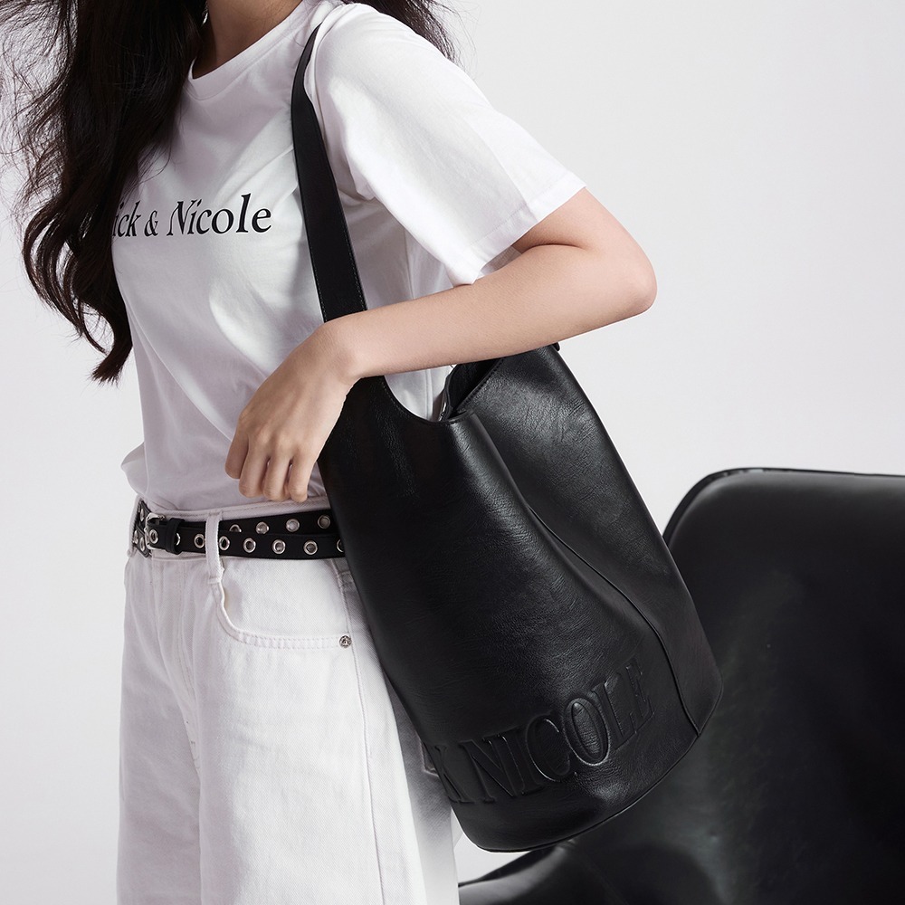 ★24SS新作★NICK&NICOLE★NICOLE POCKET LEATHER BAGUETTE BAG NICOLE POCKET LEATHER BAGUETTE BAG_BLACK - NICK&NICOLE | 60