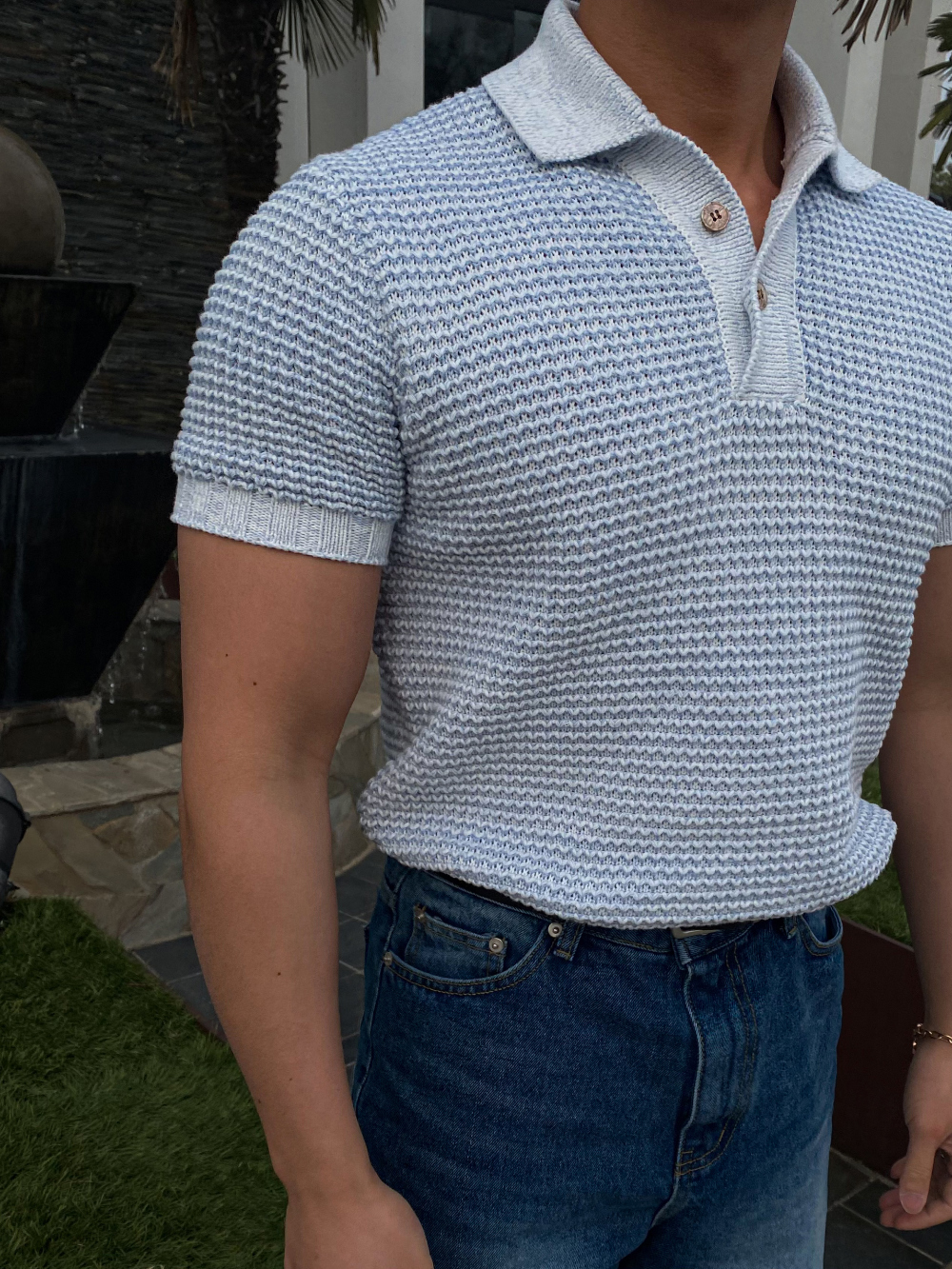 반팔 티셔츠 모델 착용 이미지-S1L82