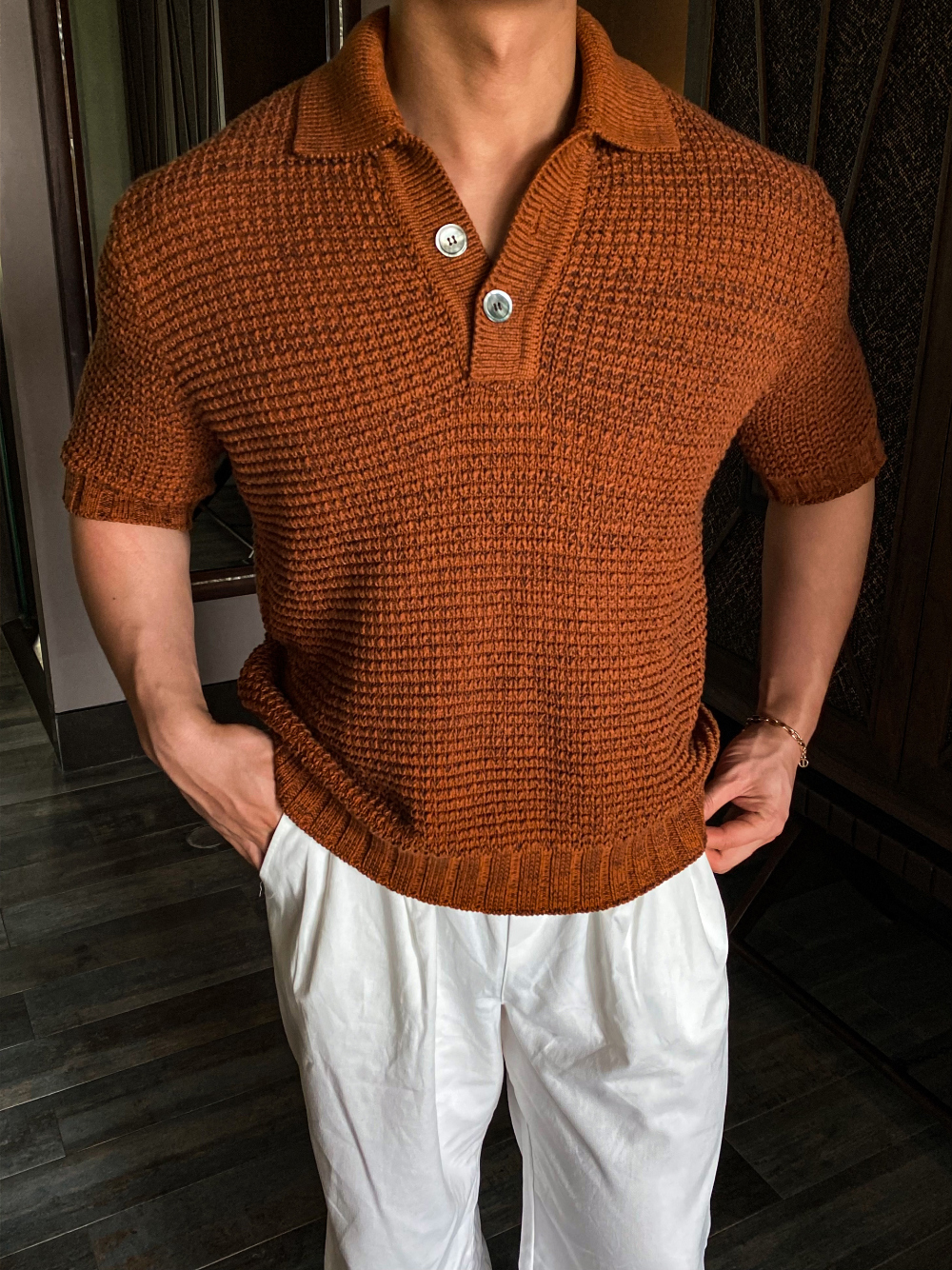 반팔 티셔츠 모델 착용 이미지-S1L55