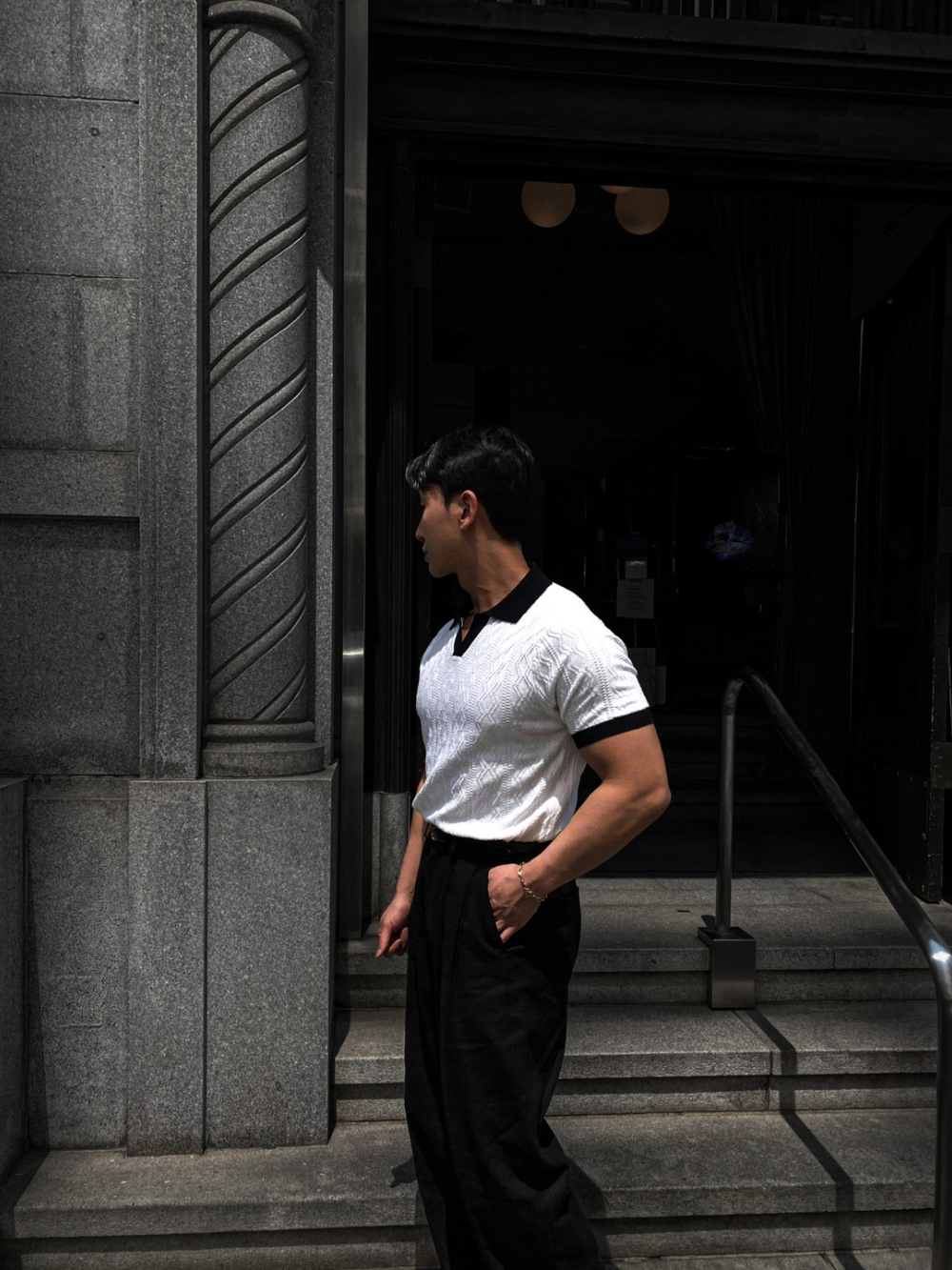 短袖T卹模特兒穿著圖片 - S1L26